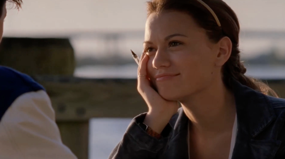 bethany joy lenz hilarie burton feud