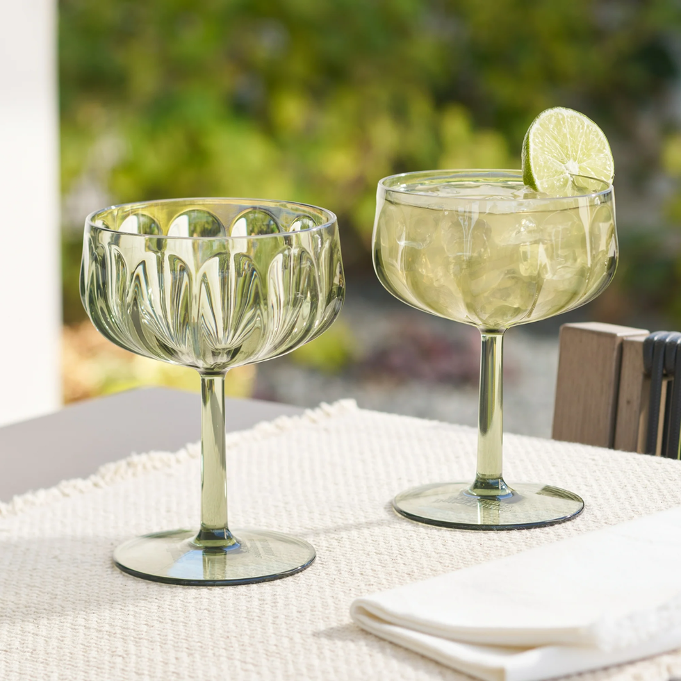 Better Homes & Gardens Plastic Coupe Glass Set