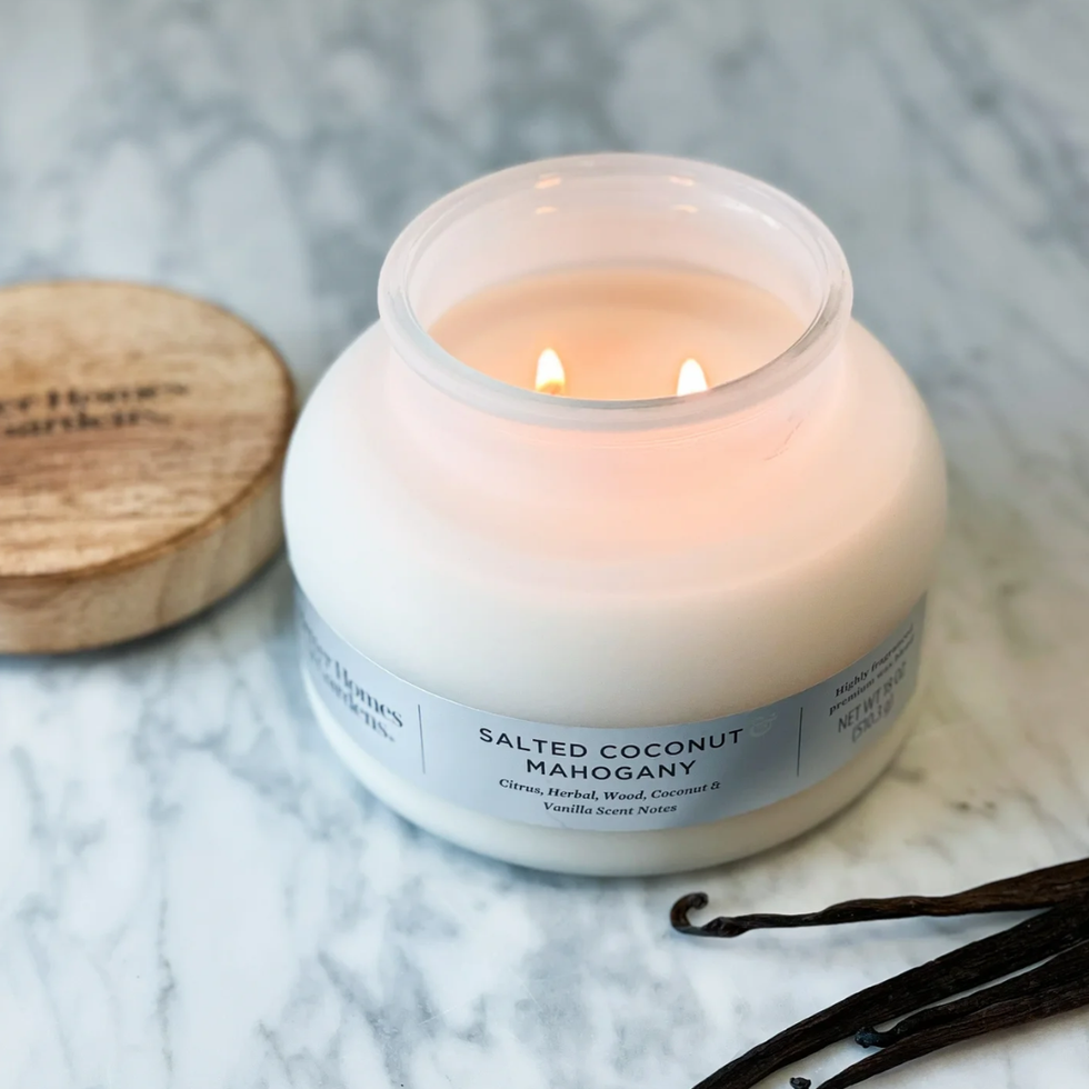 Better Homes & Gardens Salted Coconut Mahogany Jar Candle