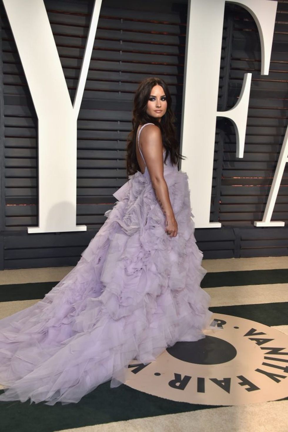 BEVERLY HILLS, CA - FEBRUARY 26: Actor-recording artist Demi Lovato attends the 2017 Vanity Fair Oscar Party hosted by Graydon Carter at Wallis Annenberg Center for the Performing Arts on February 26, 2017 in Beverly Hills, California. (Photo by Pascal Le Segretain/Getty Images)