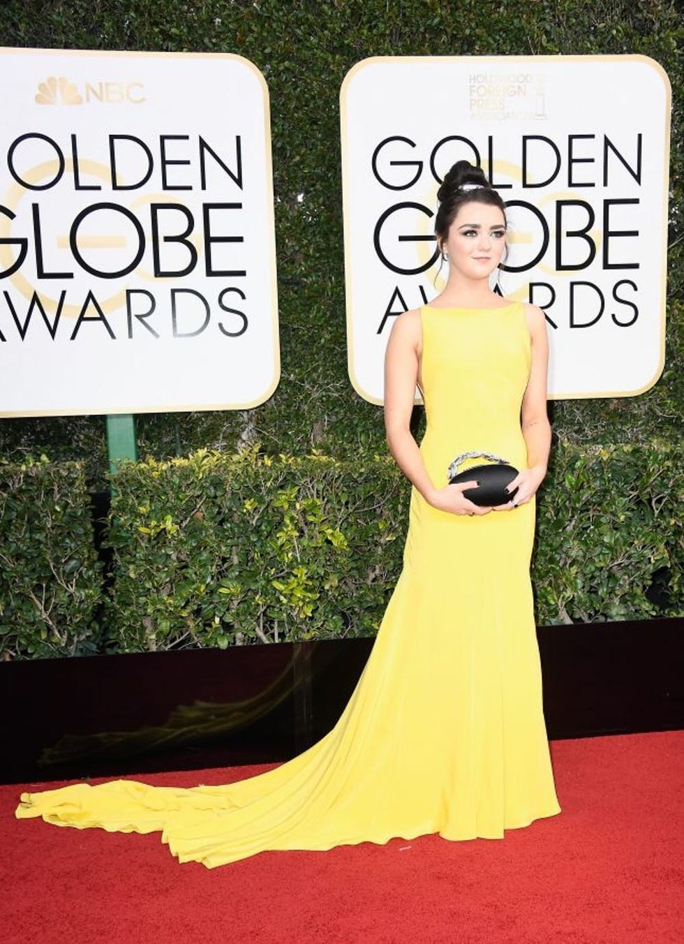 BEVERLY HILLS, CA - JANUARY 08: Actress Maisie Williams attends the 74th Annual Golden Globe Awards at The Beverly Hilton Hotel on January 8, 2017 in Beverly Hills, California. (Photo by Frazer Harrison/Getty Images)