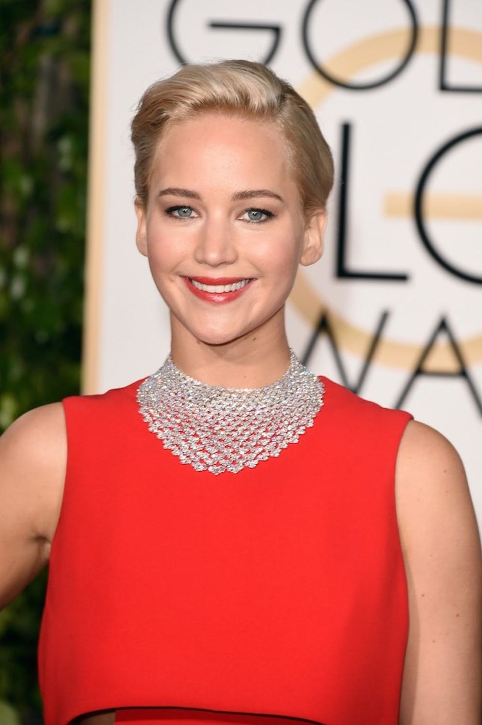 BEVERLY HILLS, CA - JANUARY 10: Actress Jennifer Lawrence attends the 73rd Annual Golden Globe Awards held at the Beverly Hilton Hotel on January 10, 2016 in Beverly Hills, California. (Photo by Jason Merritt/Getty Images)