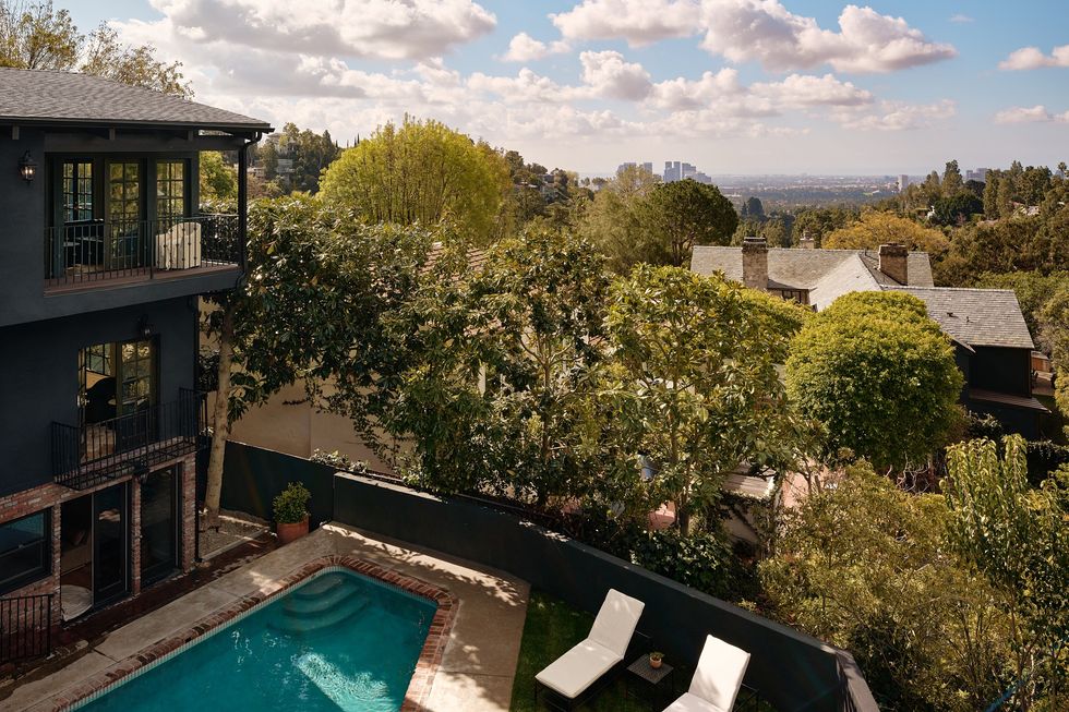 beverly hills home with pool