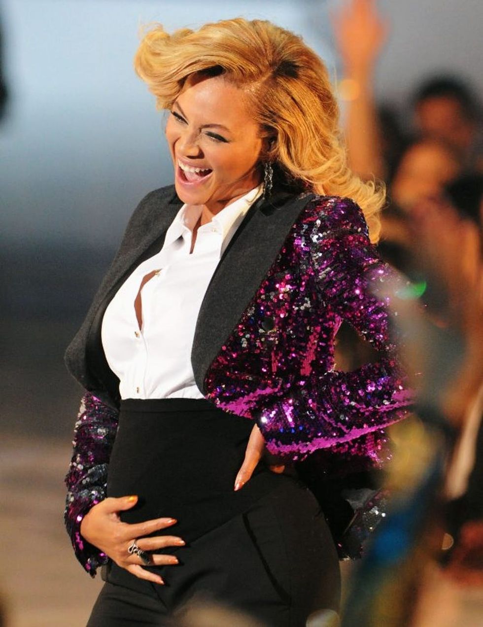 Beyonce performing while pregnant