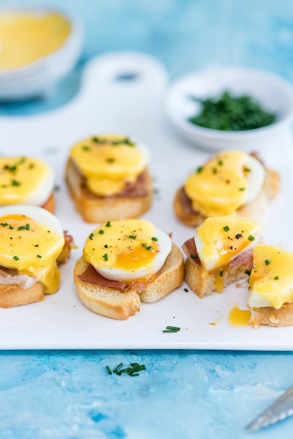 Bite-Size Eggs Benedicts