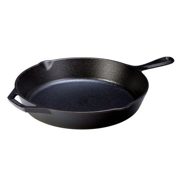 black skillet pan