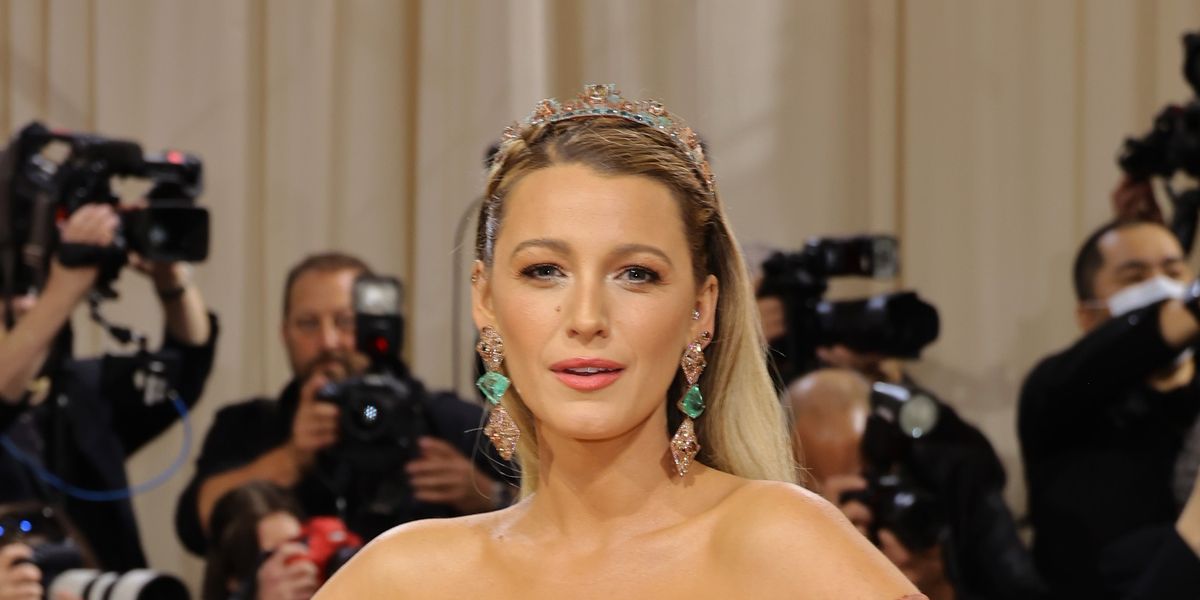 Blake Lively's Met Gala Dress: Virgo Perfection! - Brit + Co Blake Lively's Met Gala Dress: Virgo Perfection! - Brit + Co