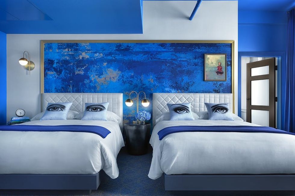 Blue Loft Suite Angard Arts Hotel Alise OBrien