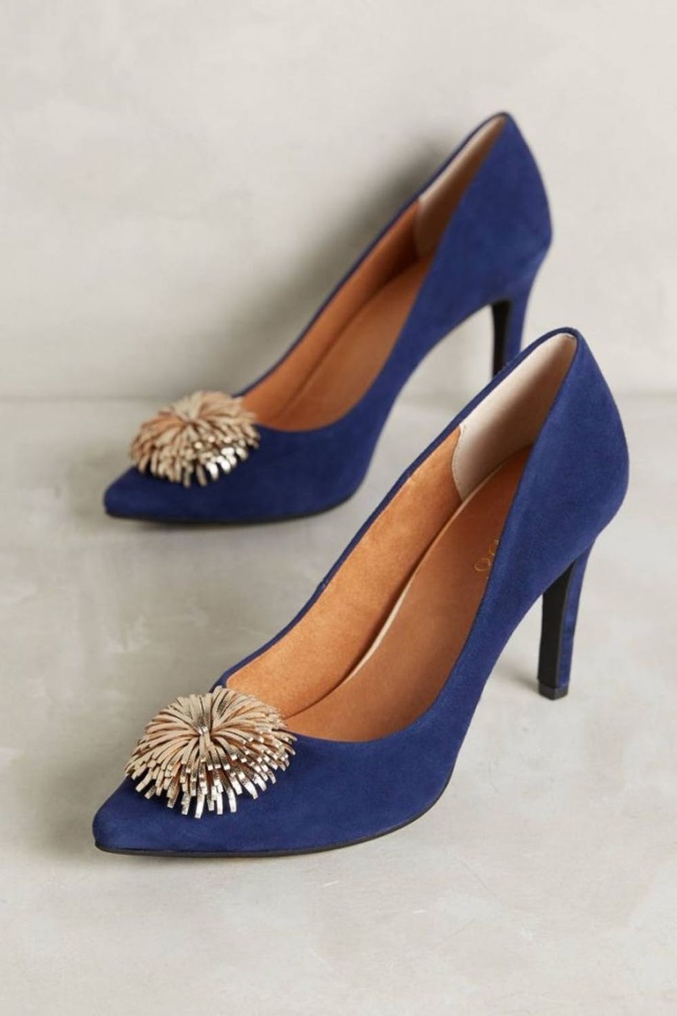 non white wedding shoes