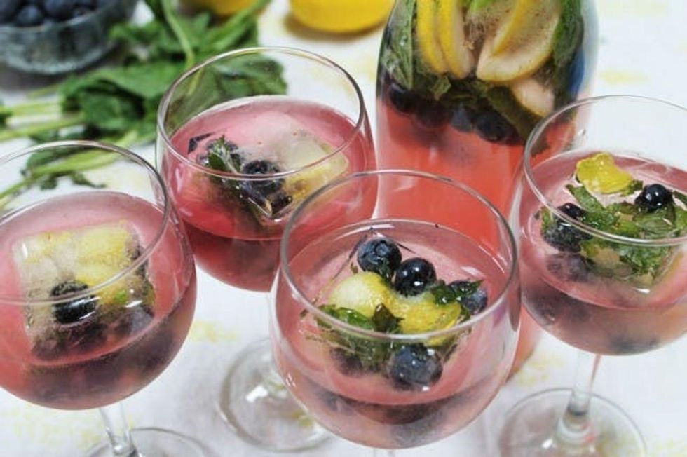 Blueberry Lemon Ginger Fizz summer cocktail