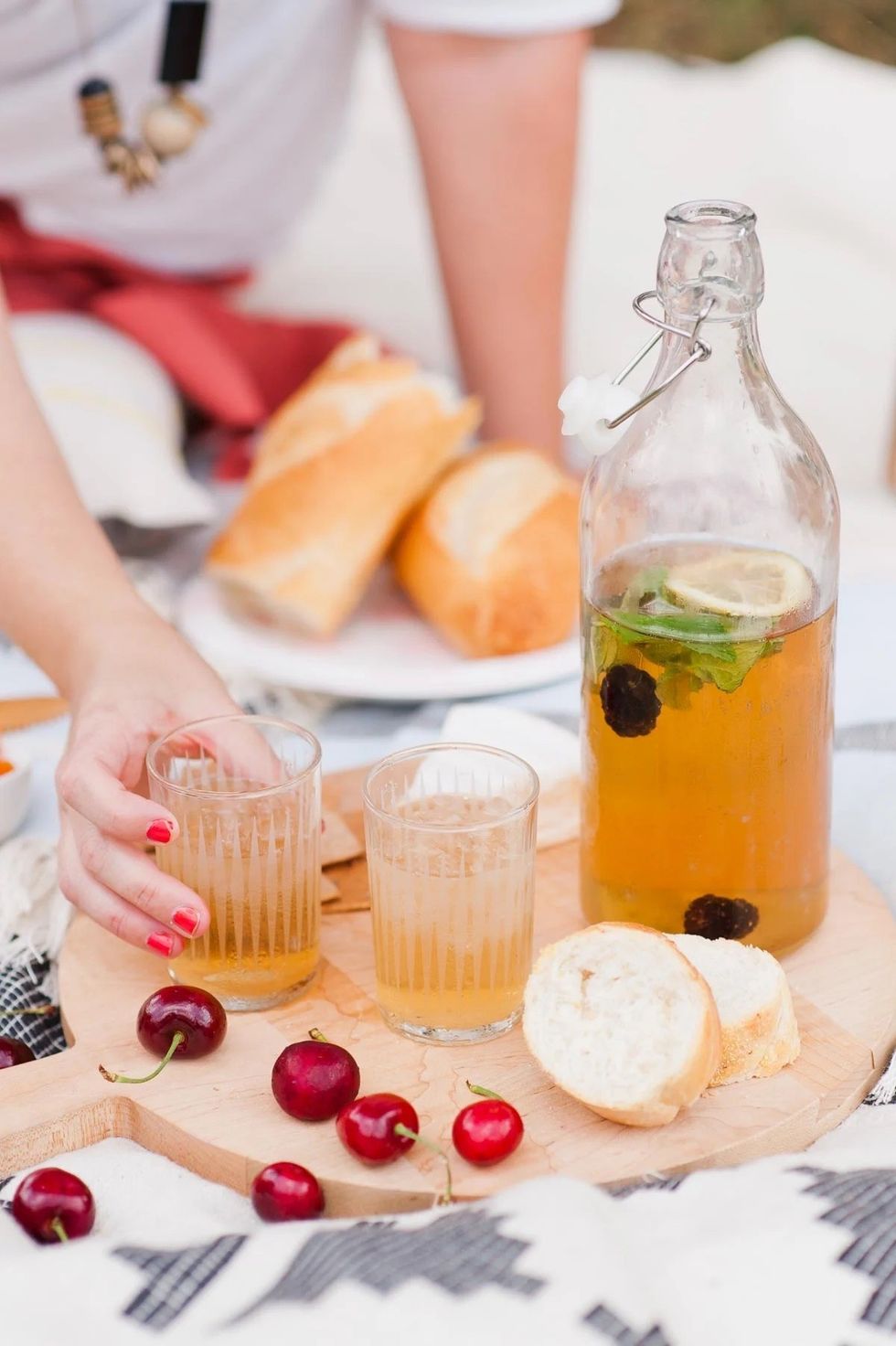 Boozy Blackberry Lemon Iced Tea