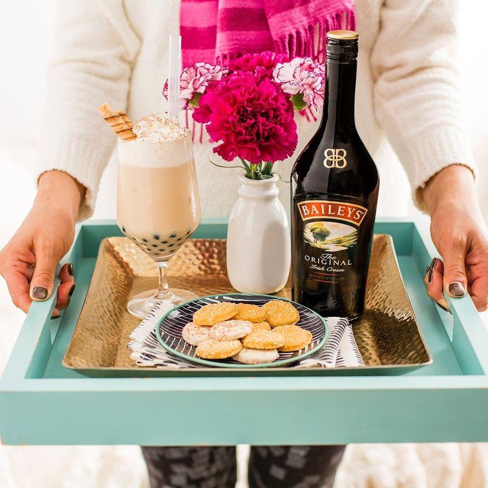 Boozy Vanilla Chai Bubble Tea