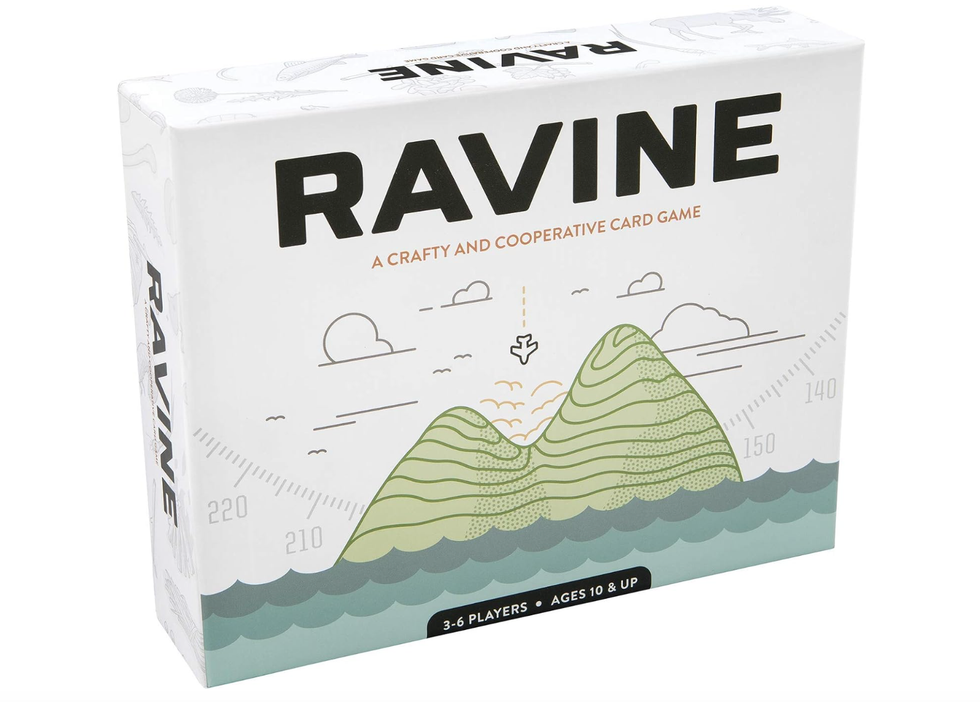 Box of the card game "Ravine" with mountain and plane illustration, for ages 10 and up.