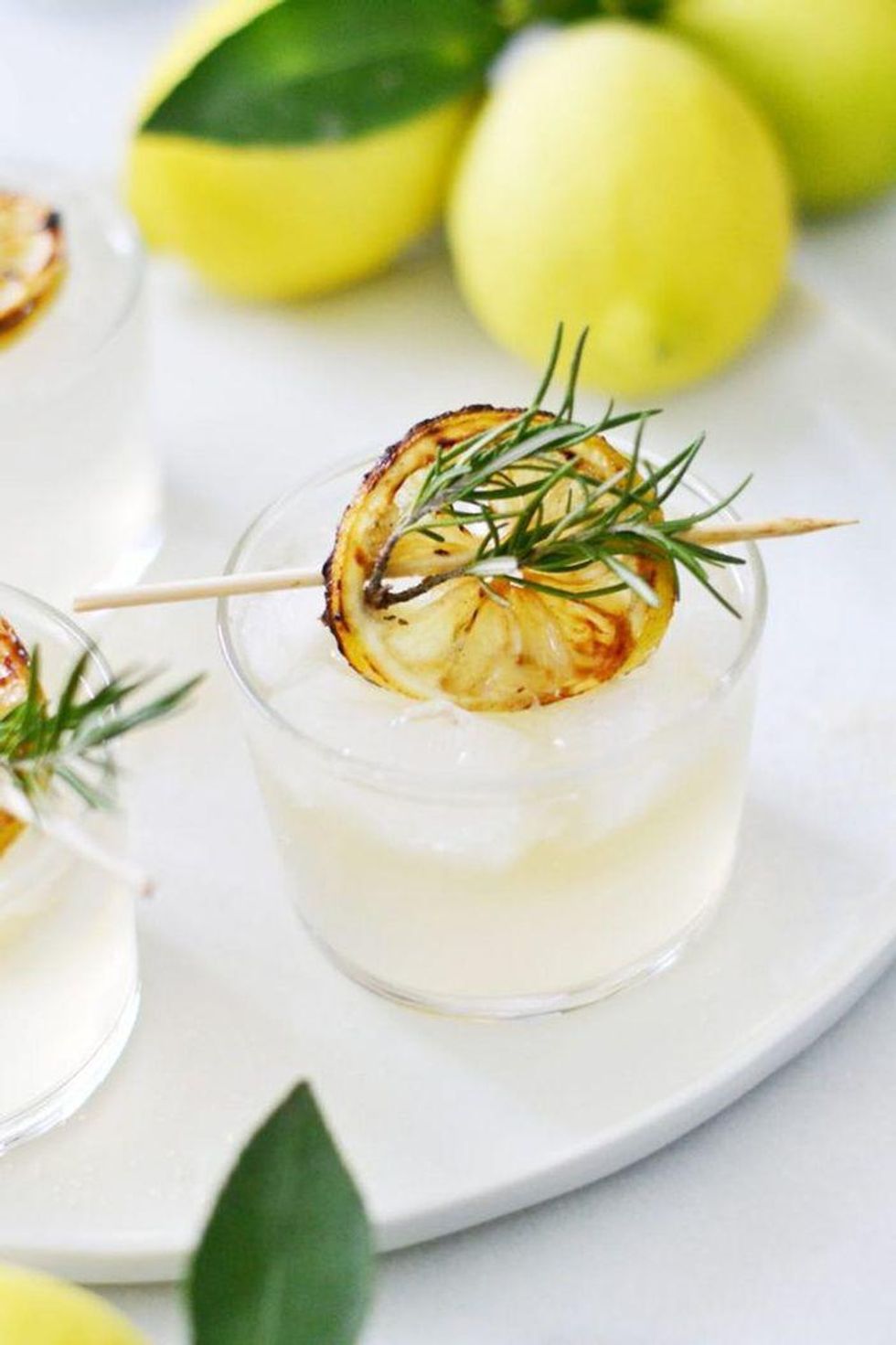 Br\u00fbl\u00e9ed Lemon Sour la croix cocktail