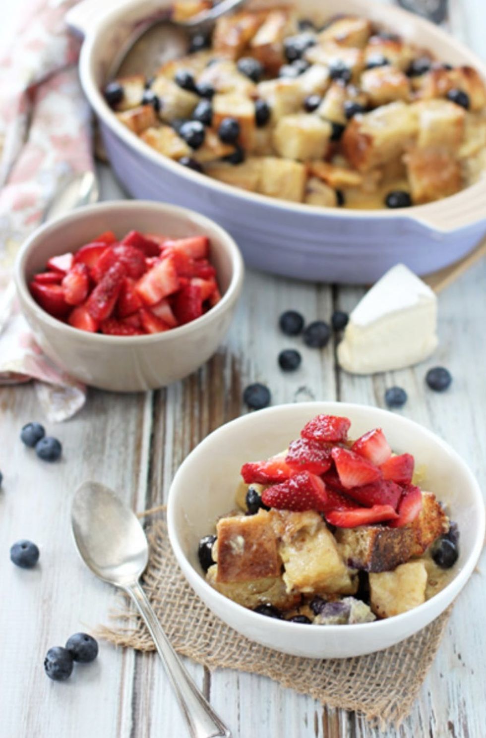 brie and berrie breakfast bake