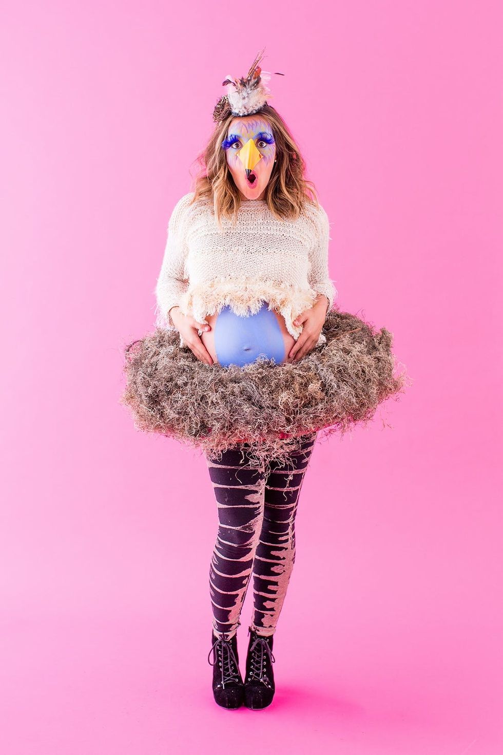 brit maternity halloween costume birds nest