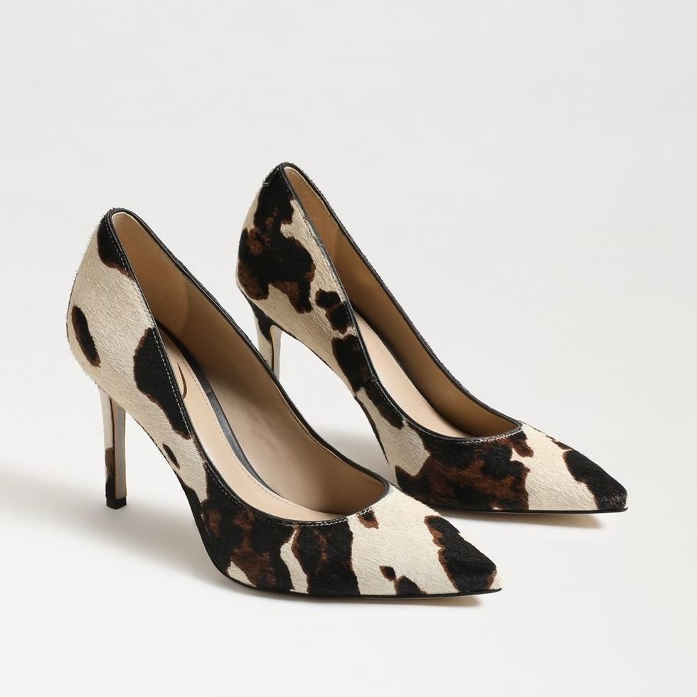 brown pointed pumps