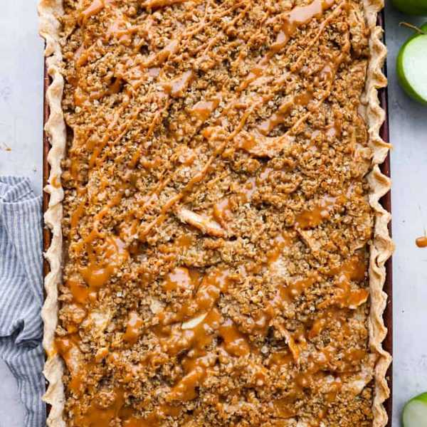Caramel Apple Slab Pie
