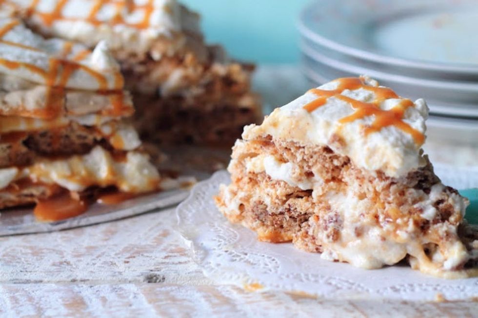 Caramel Crunch Cake