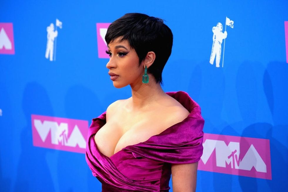 Cardi B rocking a short graphic haircut at the 2018 VMA's.