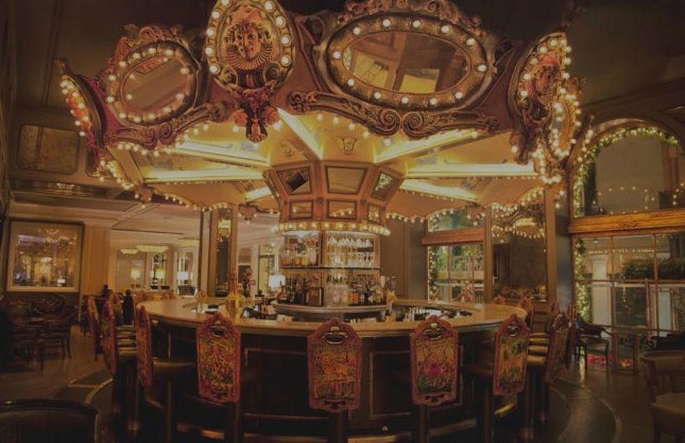 Carousel Bar & Lounge