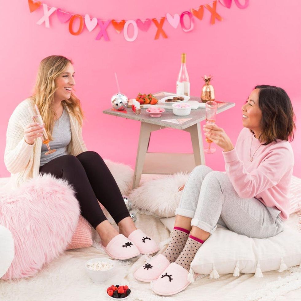celebrating galentines day with some cocktails and diy slippers
