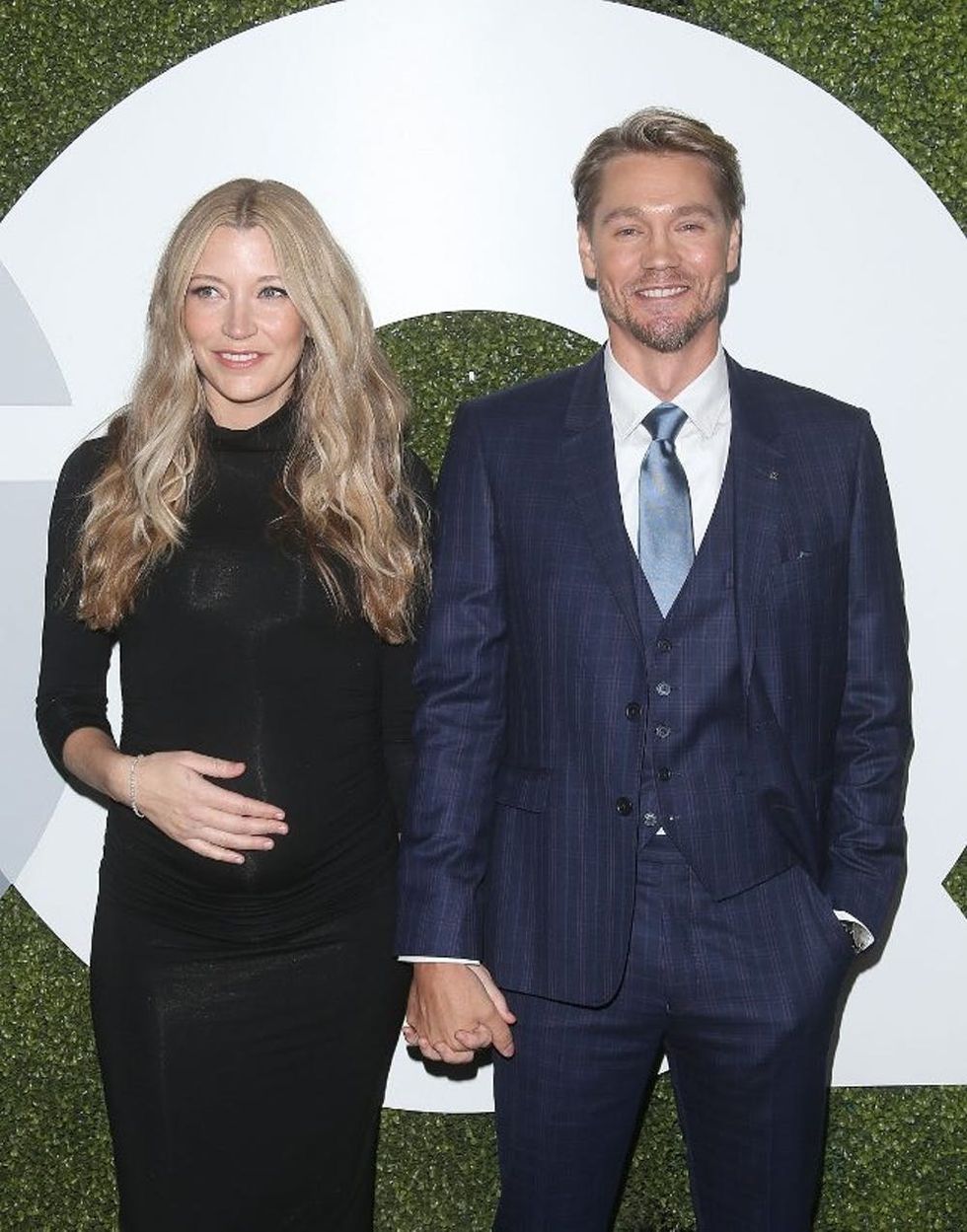 Chad Michael Murray and Sarah Roemer _ baby bump