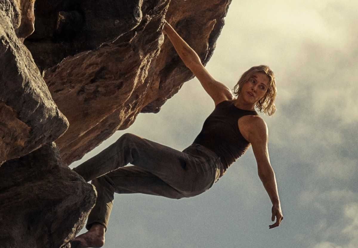 Charlize Theron apex netflix movie