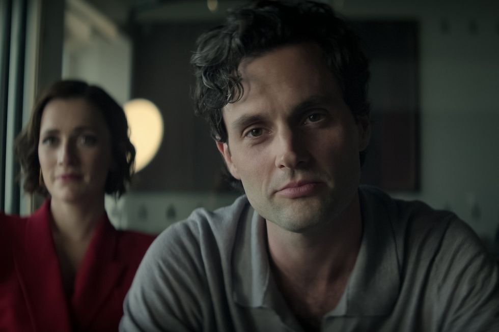 charlotte ritchie and penn badgley you season 5