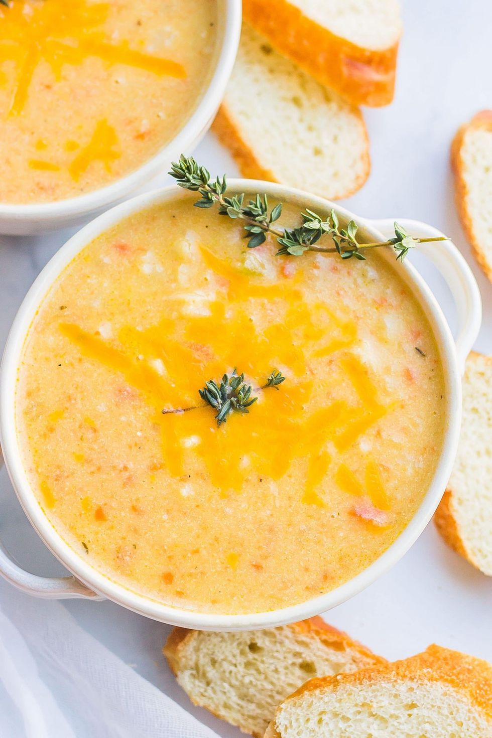 Cheesy Cauliflower Soup
