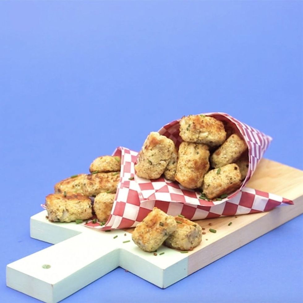 Cheesy Cauliflower Tots