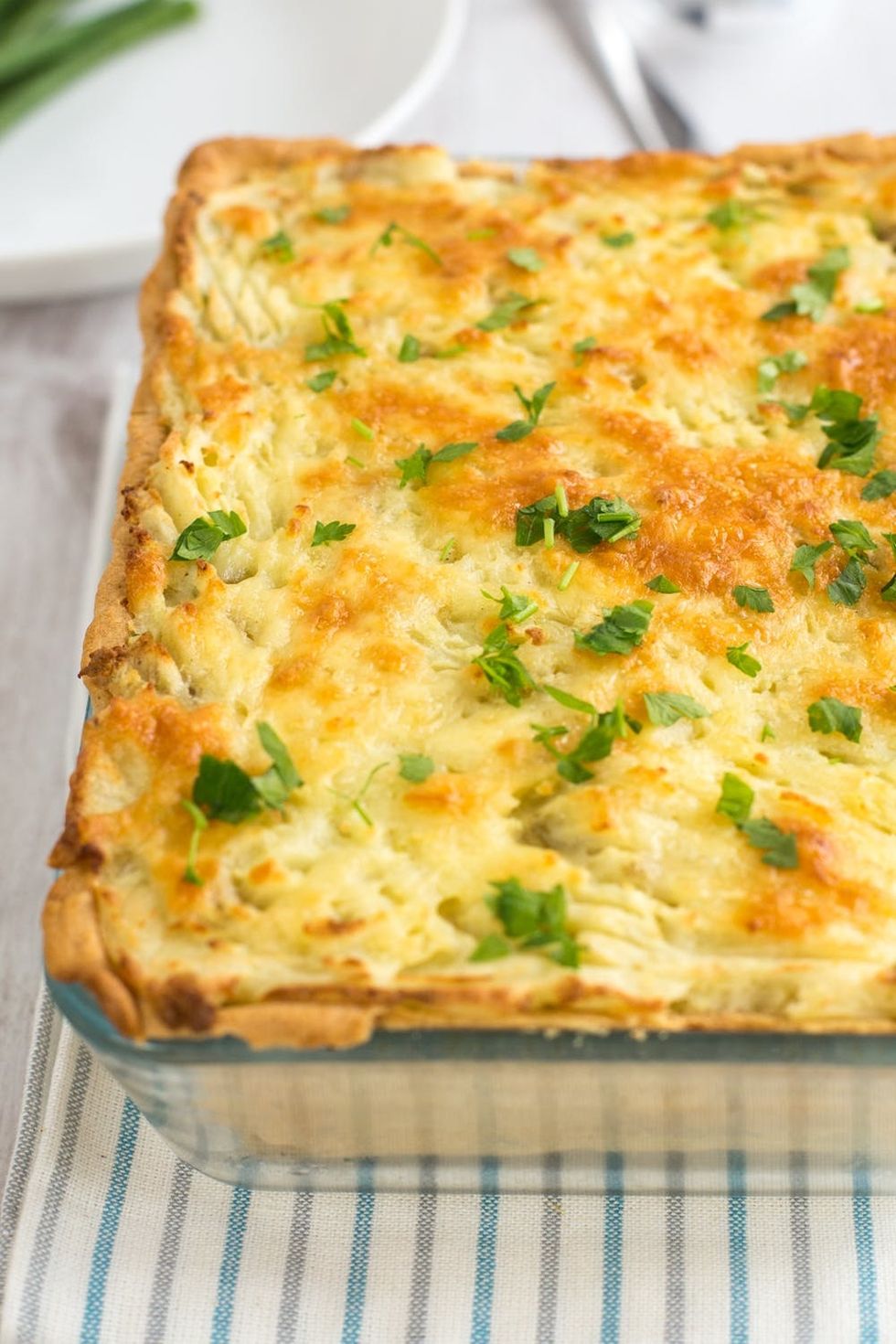 Cheesy shepherd's pie pie-10