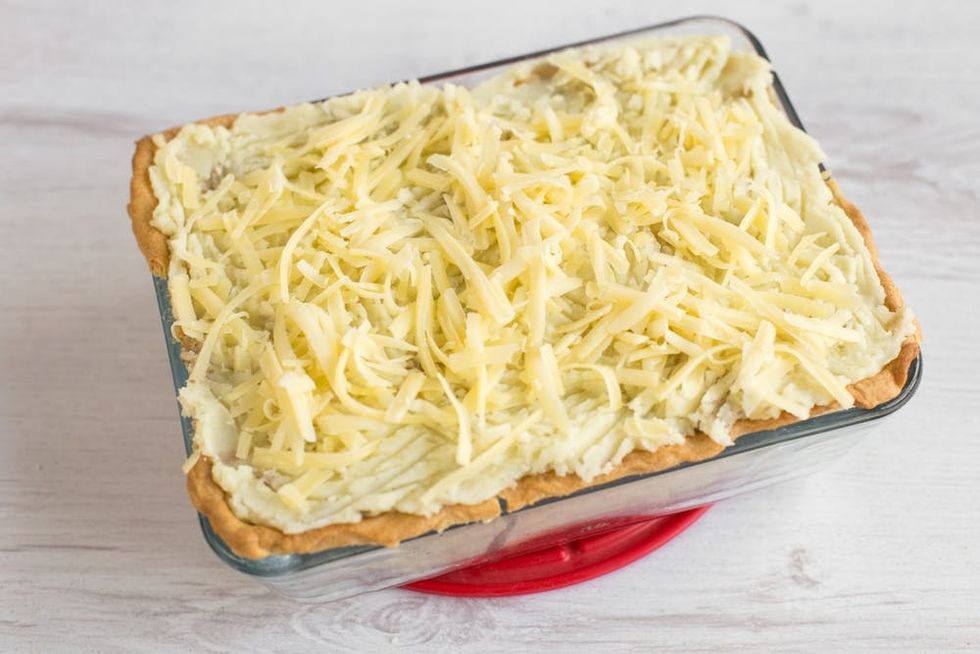 Cheesy shepherd's pie pie-7