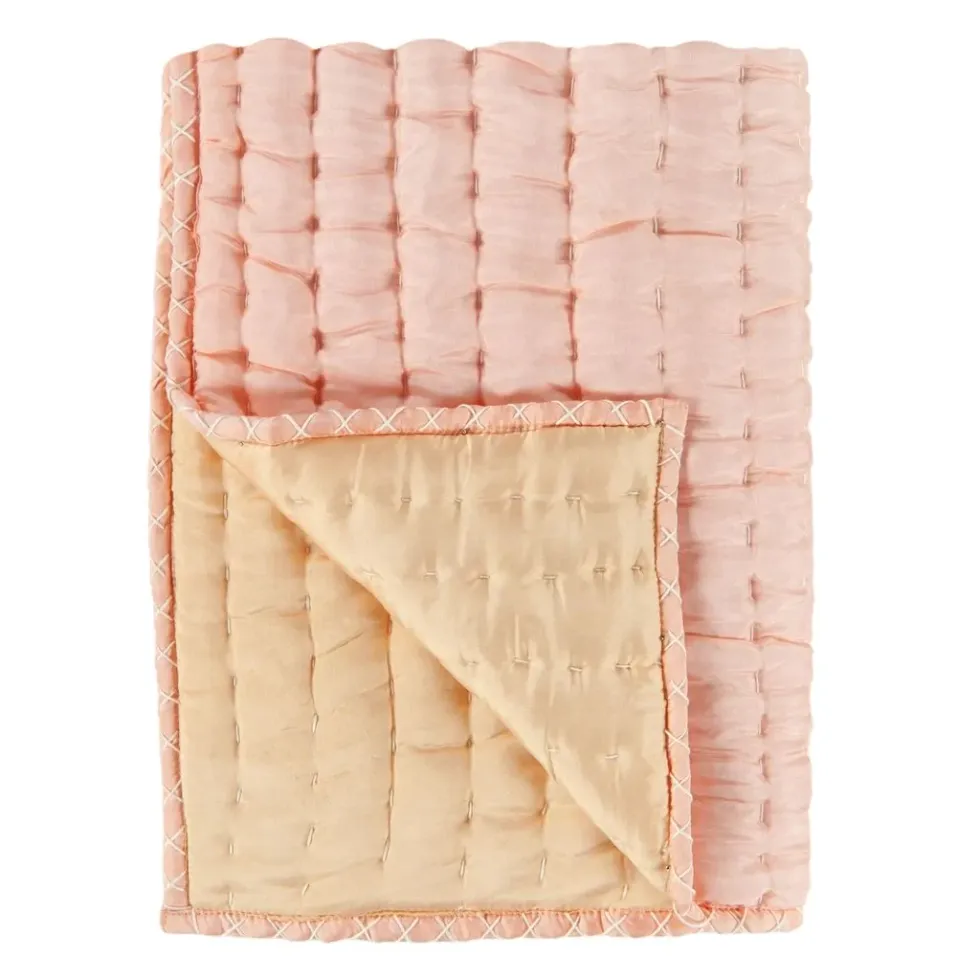 Chenevard Peach Quilt Set