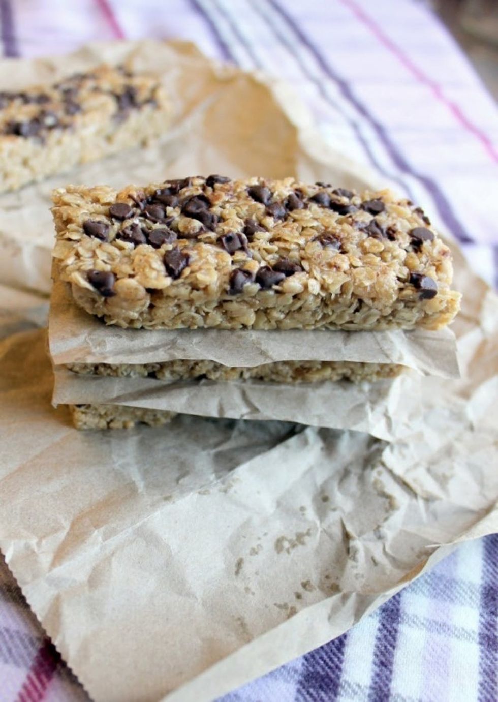 Chewy Chocolate Chip Granola Bars