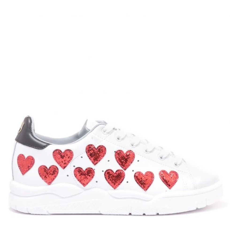 chiara-ferragni-heart-sneakers