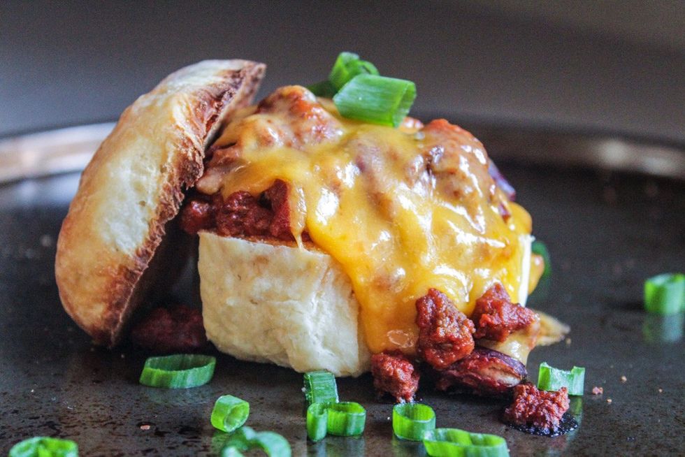 Chili-Cheese Sliders