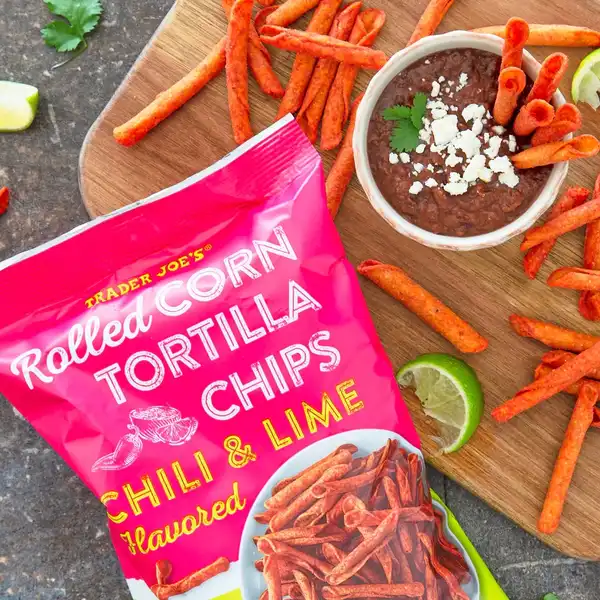 Chili & Lime Flavored Rolled Corn Tortilla Chips