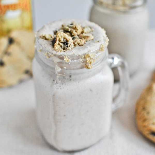 Chocolate Chip Cookie Kahlua Milkshake