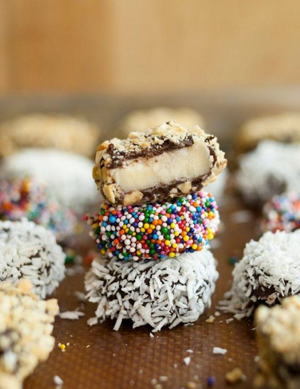 Chocolate-Dipped Frozen Banana Bites