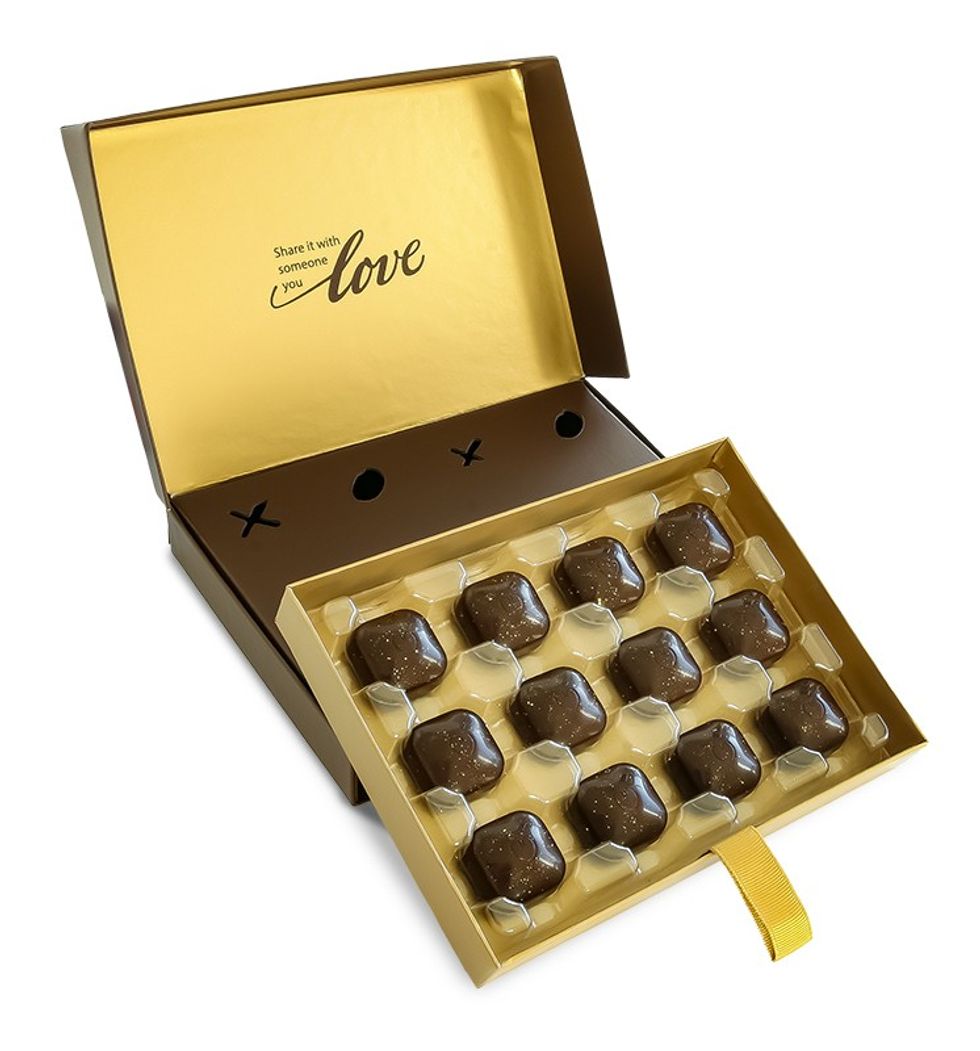 Chocolove Gold Dusted Caramel Filled Dark Chocolates Gift Box