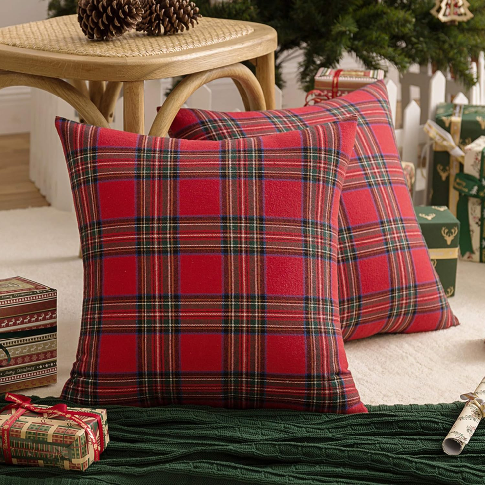 Christmas Plaid Decorative Throw Pillow Covers