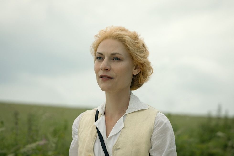 Claire Danes in The Essex Serpent on Apple TV+