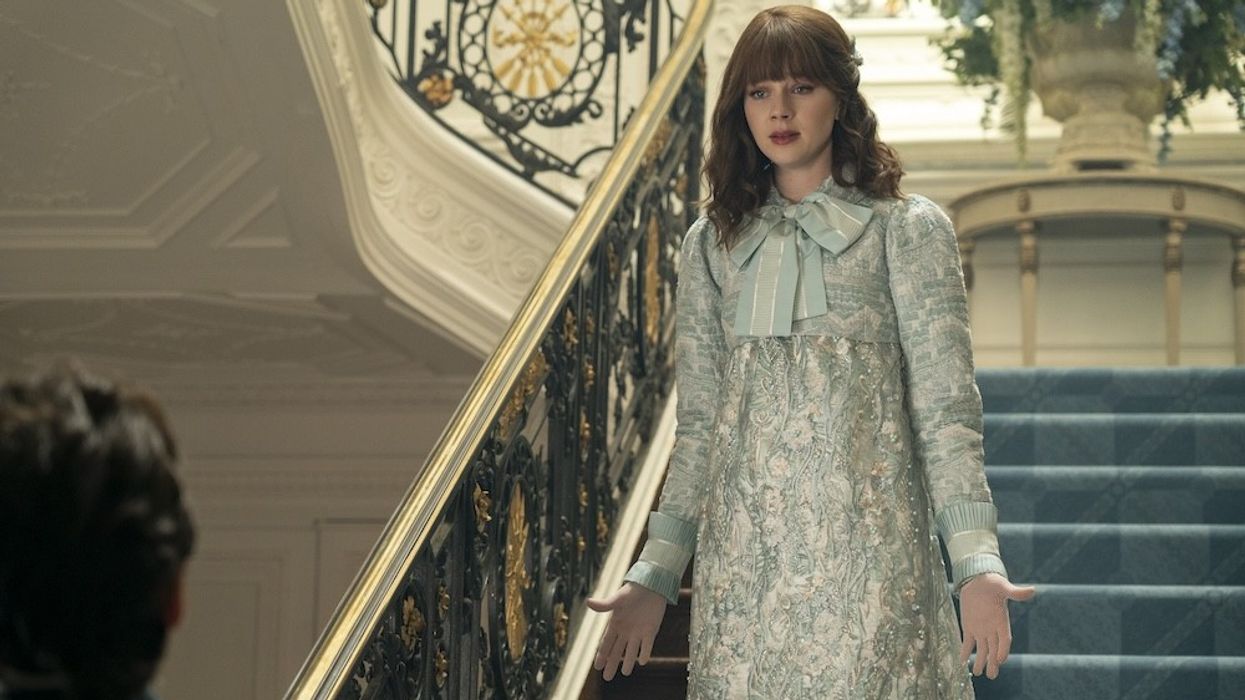 claudia jessie as eloise bridgerton