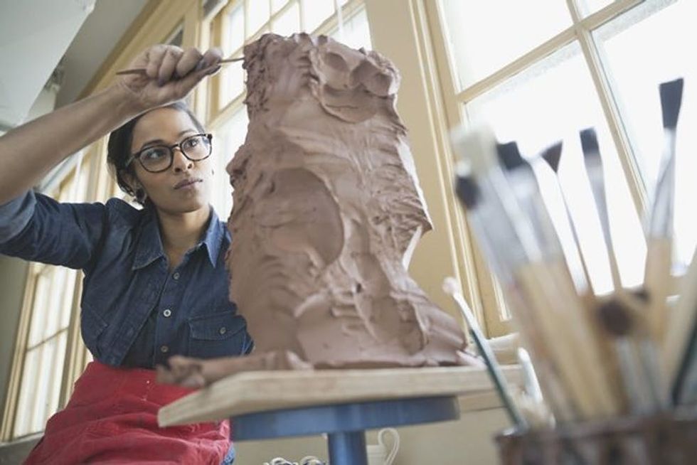 clay-sculpture-woman