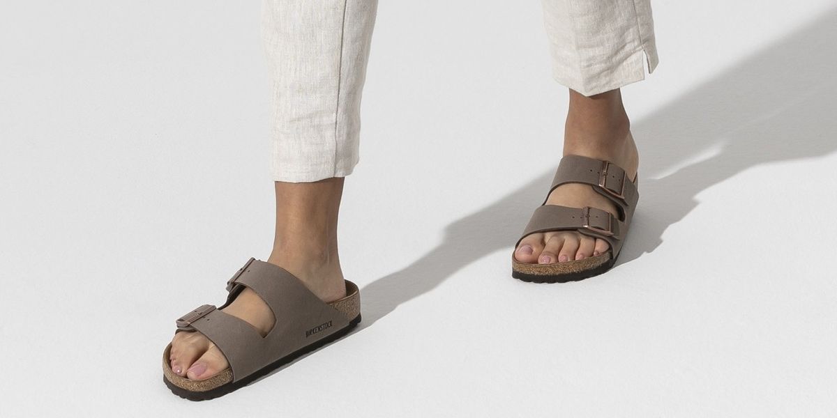 The 5 Most Comfortable Walking Sandals For Summer, Ranked - Brit + Co