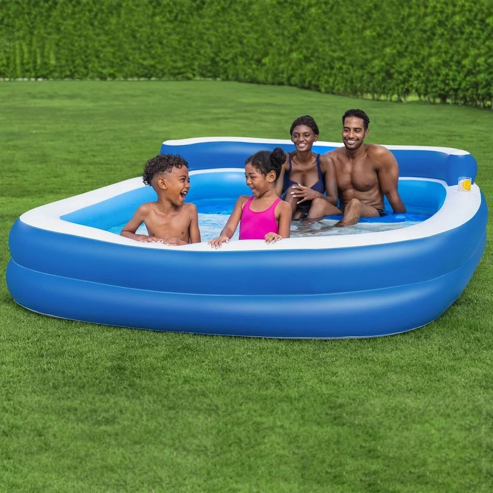 Costco H2OGO! Inflatable Family Lounge Pool