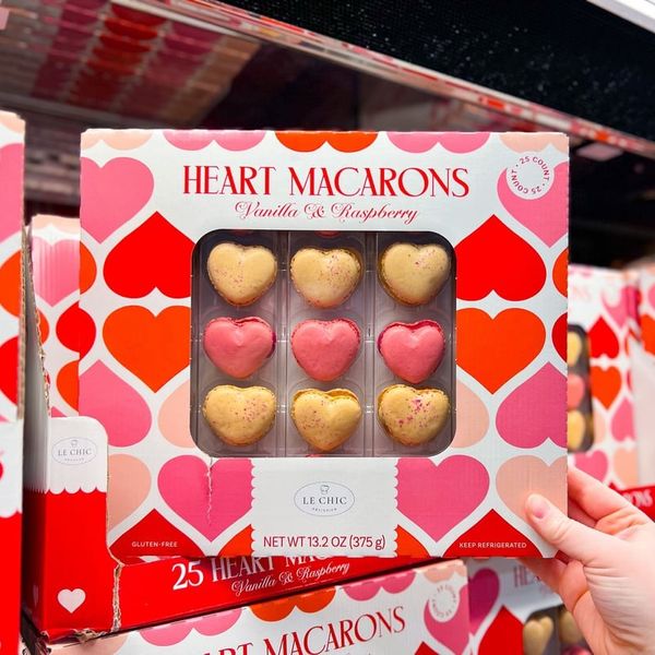 costco heart macarons