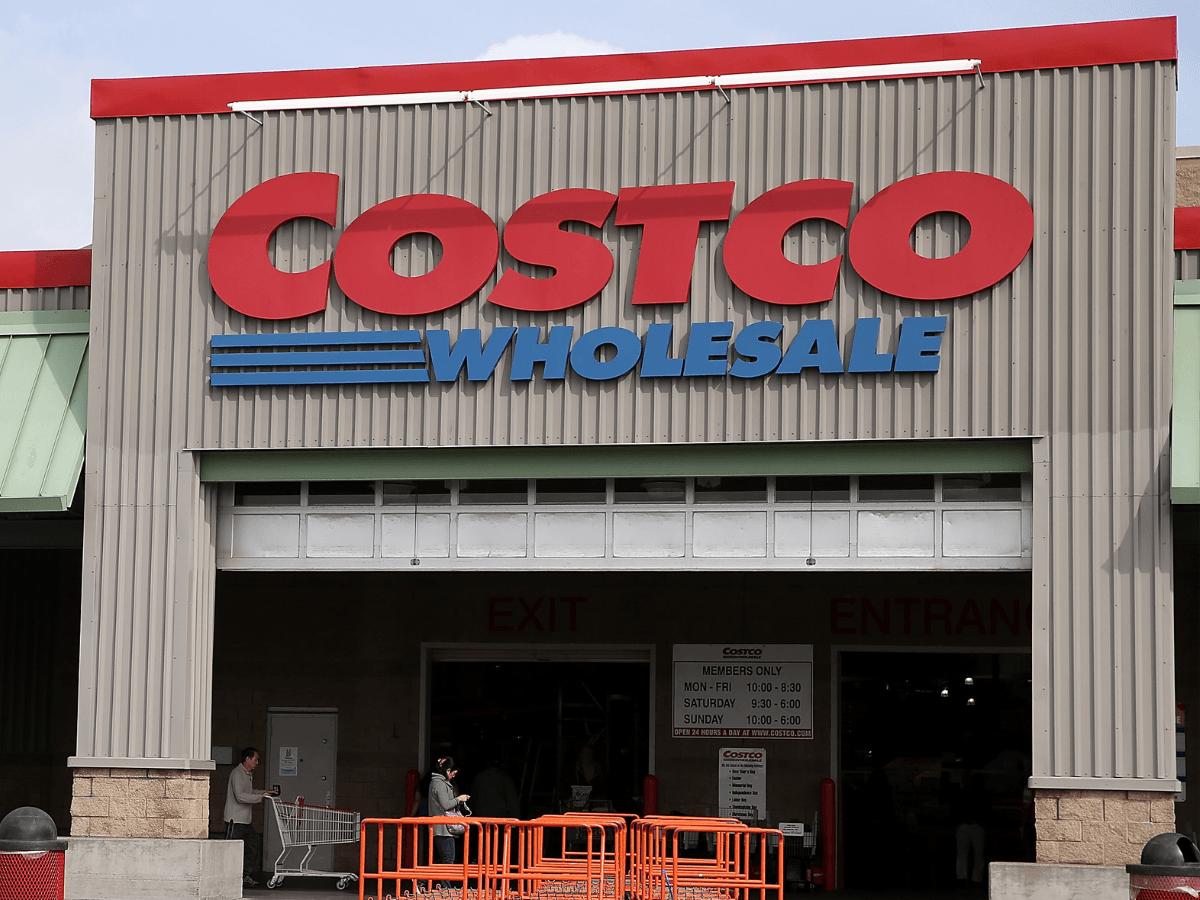 Costco new food court sundae is Double Chocolate Mint and is available for $2.99 this spring.