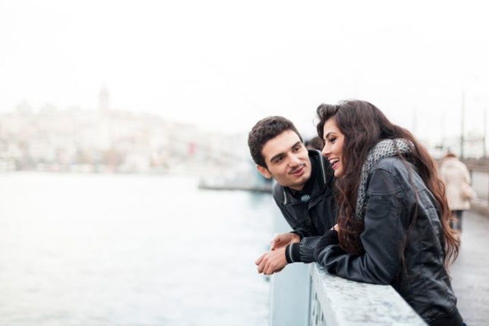 couple-on-bridge-header